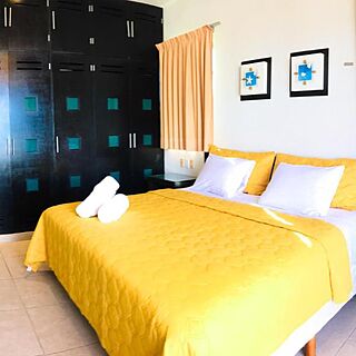 Isla Dorado — Sample Bedroom