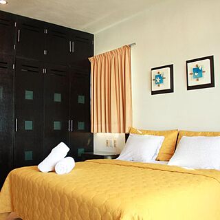 Isla Dorado — Sample Bedroom