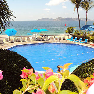 Hotel Acapulco Malibu &mdash; Pool