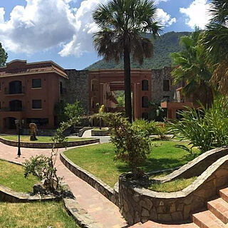 Hotel Cola de Caballo &mdash; Exterior