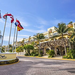 Hotel Gran Porto Real Resort and Spa — Exterior