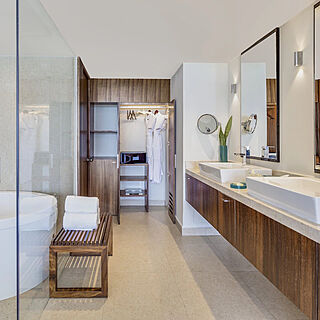 Fiesta Americana Condesa Cancun — Sample Bathroom