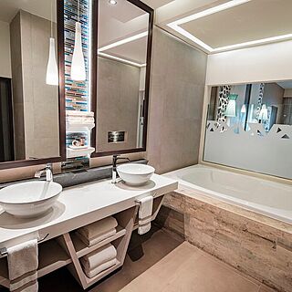 El Dorado Seaside Suites &mdash; Sample Bathroom