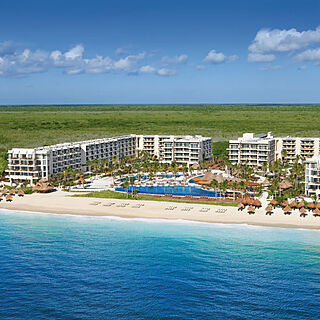 Dreams Riviera Cancun Resort and Spa — Exterior