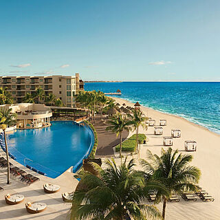 Dreams Riviera Cancun Resort and Spa — Exterior