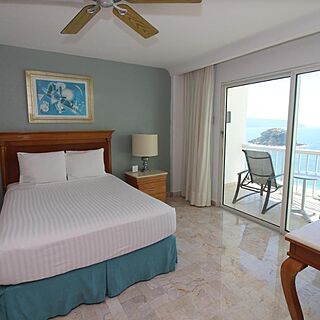 Emporio Acapulco — Sample Bedroom