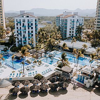 Hotel Fontan Ixtapa &mdash; Aerial View