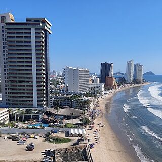 Condominios Islas del Sol — Exterior
