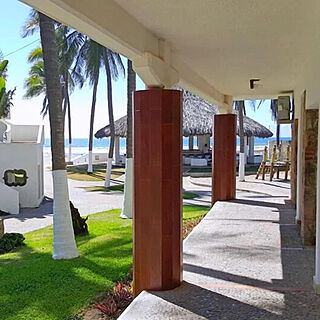 Mar Paraiso Queen — Sample Patio