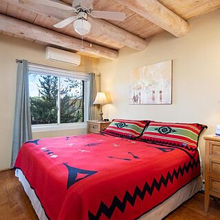 Las Brisas de Santa Fe &mdash; Sample Bedroom