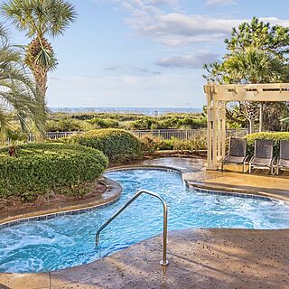 Marriott's Barony Beach Club — Whirlpool Hot Tub With Loungers