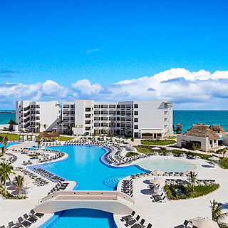 Ventus at Marina El Cid Spa & Beach Resort — Ventus main pool