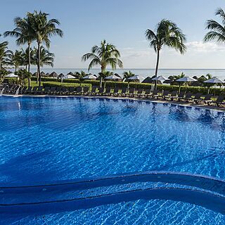 Ocean Coral & Ocean Turquesa &mdash; Pool