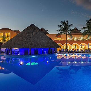 Ocean Coral & Ocean Turquesa &mdash; Pool