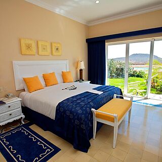 Emerald Estates by Pueblo Bonito — Sample Bedroom