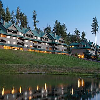 WorldMark Arrow Point Resort — Exterior