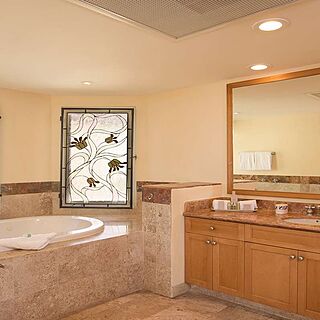Villa del Palmar Flamingos — Sample Bathroom