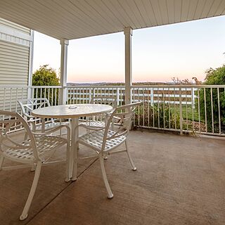 Ozark Mountain Resort — Sample Balcony