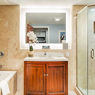 Samoset Resort &mdash; Sample Bathroom