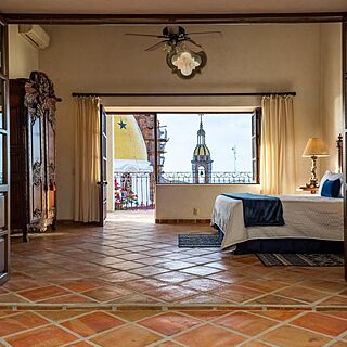 BellView Hotel Boutique — Sample Bedroom