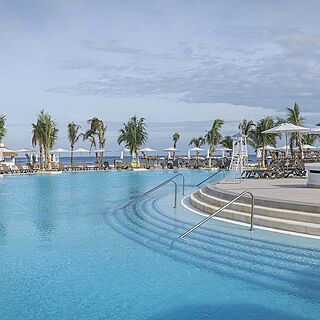 Ocean Coral Spring — Pool