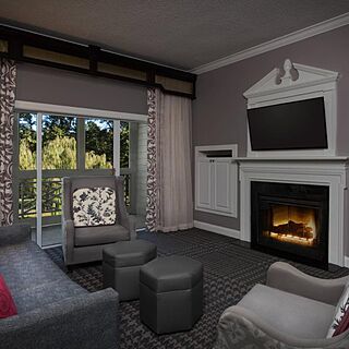 Marriott's Manor Club at Ford's Colony — Sample two-bedroom unit living area