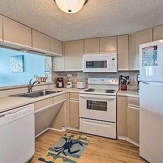 Sands Villa Resort &mdash; Sample Kitchen