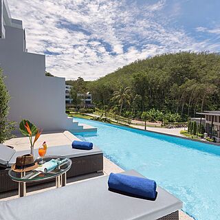 Club Unique at Patong Bay Hill Resort — Sample Balcony