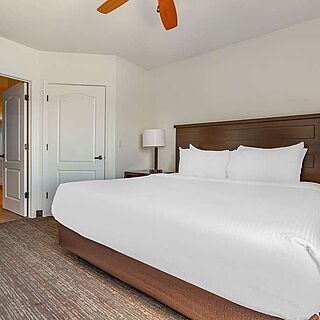 Hilton Vacation Club Sedona Summit &mdash; Sample Bedroom