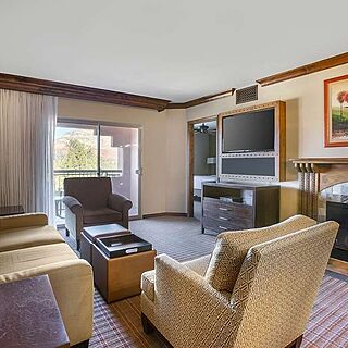 Hilton Vacation Club Sedona Summit &mdash; Sample Living Area