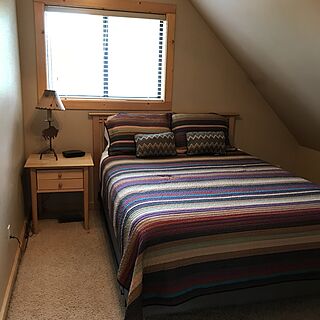 Angel Fire Cabin Share — Sample Bedroom