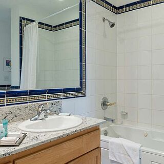 Wyndham Reef Resort — Sample Bathroom