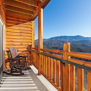 Westgate Smoky Mountain Resort & Water Park — Sample Balcony