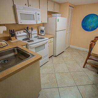 Sea Club IV — Sample Kitchen