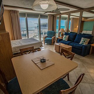 Sea Club IV — Sample Dining Area