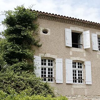 Chateau Alizes &mdash; Exterior