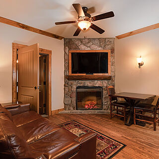 Westgate Smoky Mountain Resort & Water Park — Sample Living Area