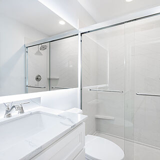 Westgate Historic Williamsburg — Sample Bathroom
