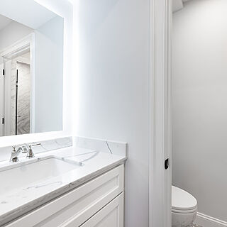 Westgate Historic Williamsburg — Sample Bathroom