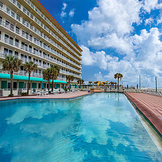 Westgate Harbour Beach Resort — Pool