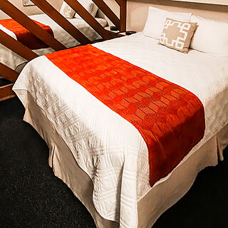 Mariner's Boathouse & Beach Resort — Sample Bedroom