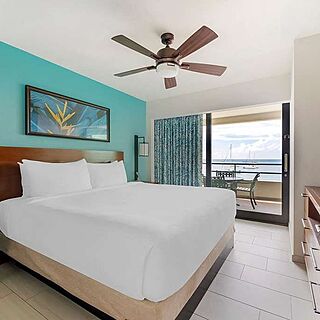 Hilton Vacation Club Royal Palm St. Maarten &mdash; Sample Bedroom
