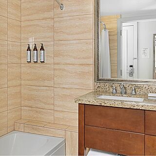 Marriott's Desert Springs Villas II — Sample Bathroom