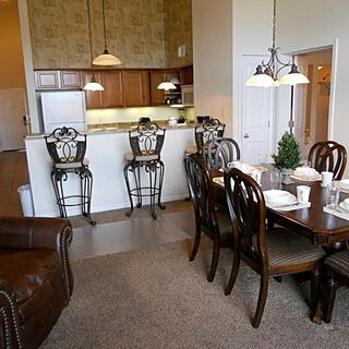 Crowne View Heights — Sample Dining Area