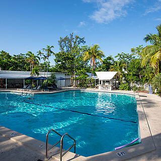 Marathon Key Beach Club — Pool