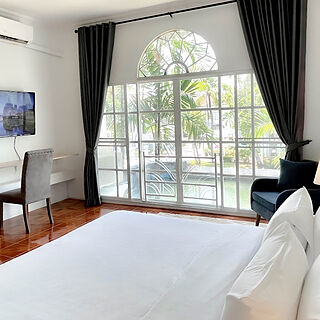 Karma Royal Boat Lagoon — Sample Bedroom