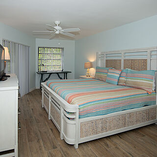 Marathon Key Beach Club — Sample Bedroom