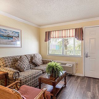 Club Destin Resort — Sample Living Area