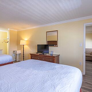 Club Destin Resort — Sample Bedroom