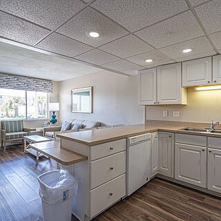 Club Destin Resort — Sample Kitchen